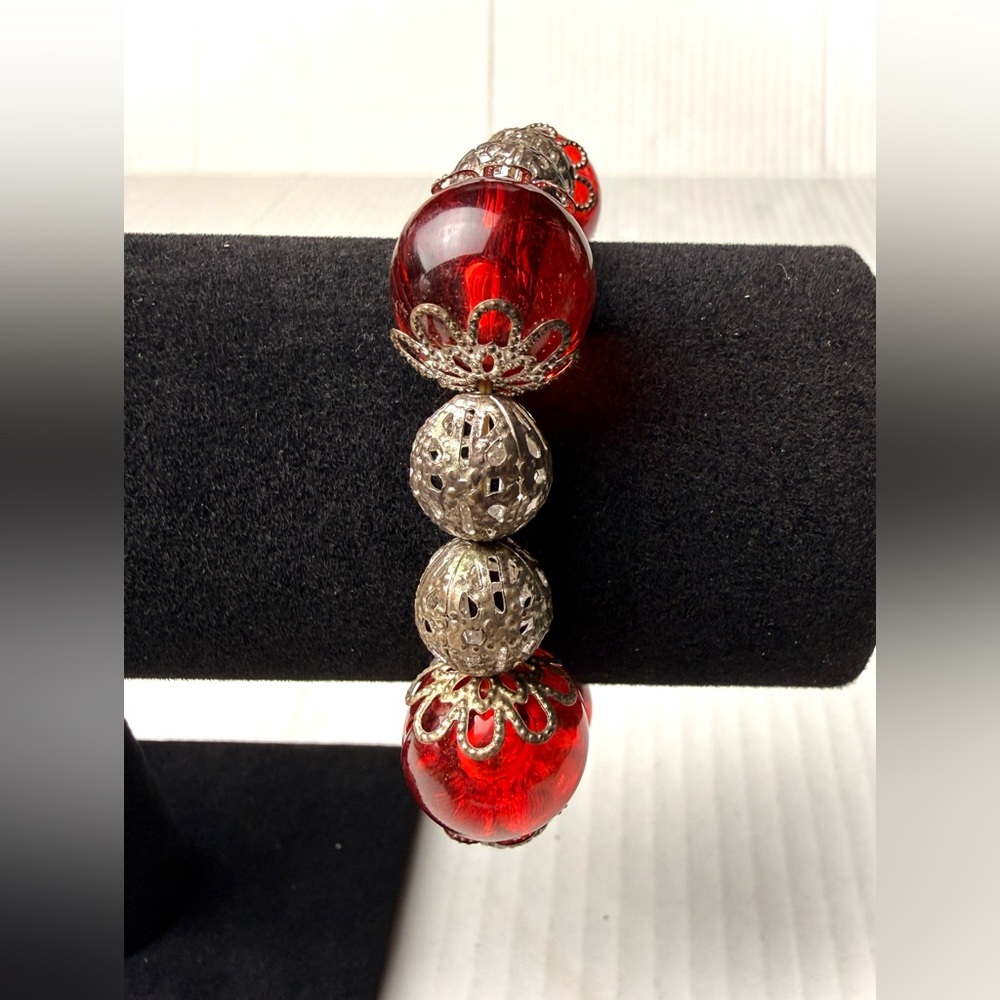 Vintage‎ Red Glass Bead Metal Filigree Spacer Bracelet Silver Tone Mid Century